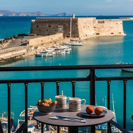 Everblue Sea View Apt Heraklion  ภายนอก รูปภาพ
