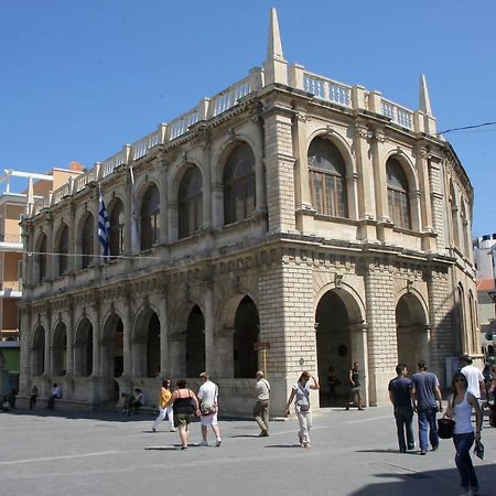 Everblue Sea View Apt Heraklion  ภายนอก รูปภาพ
